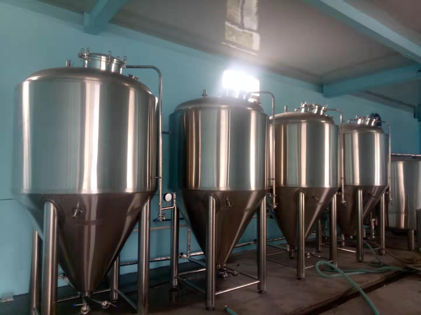 精酿啤酒厂设备--山东豪鲁 精酿啤酒厂设备--山东豪鲁
