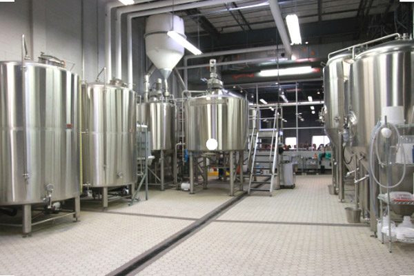 精酿啤酒设备 精酿啤酒设备